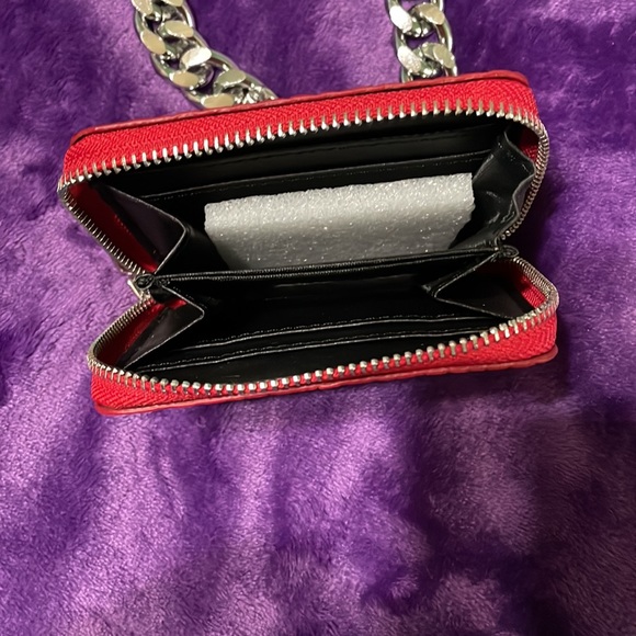 Card carrier - Picture 4 of 4